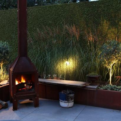 <p>Maak je tuin extra gezellig met de kachels en vuurschalen van Forsento. De stijlvolle en functionele ontwerpen van Forsento zorgen voor warmte en sfeer. Cre&euml;er een uitnodigende en warme ambiance, zelfs op de koelere avonden, en geniet van je tuin het hele jaar door.</p>
